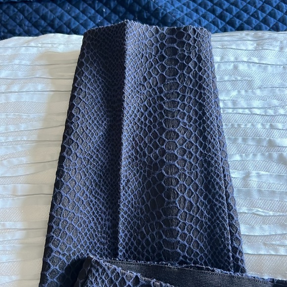 Alfani black blue printed snake pants 10 - Picture 5 of 7